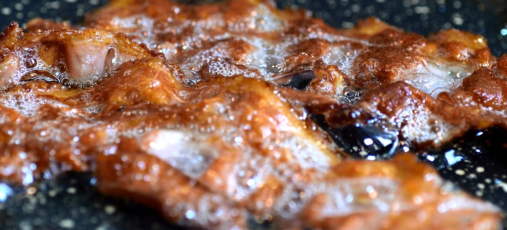 HOW TO MAKE THE PERFECT BACON SANDWICH