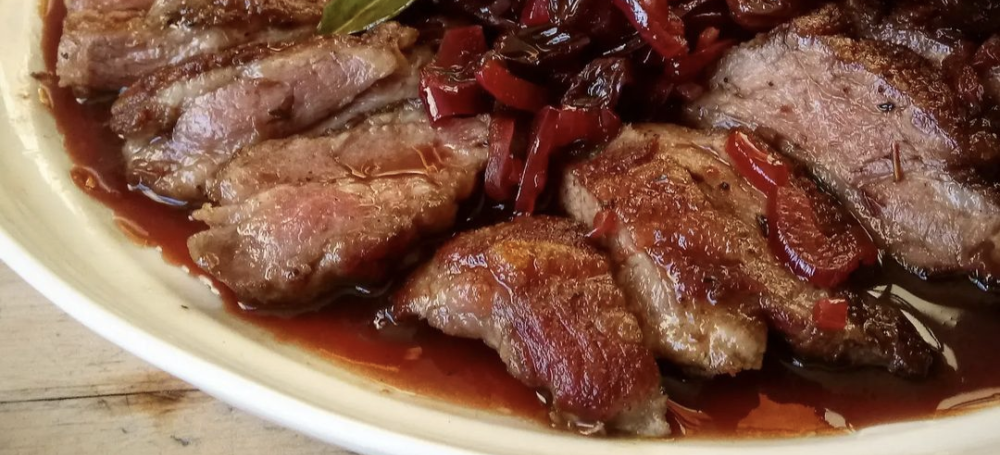 Iberico Pluma with Oloroso Sherry, Caramelised Onion and Raisins