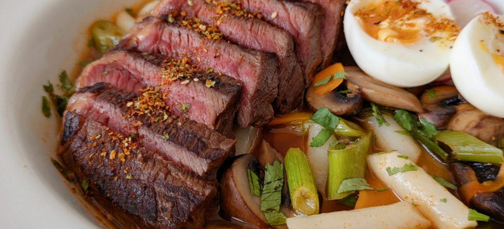 KOREAN-STYLE HOT POT WITH GOCHUJANG, TTEOKBOKKI AND PICANHA STEAK