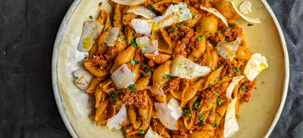 Spicy Pigs with White Wine, Fennel and Conchiglie