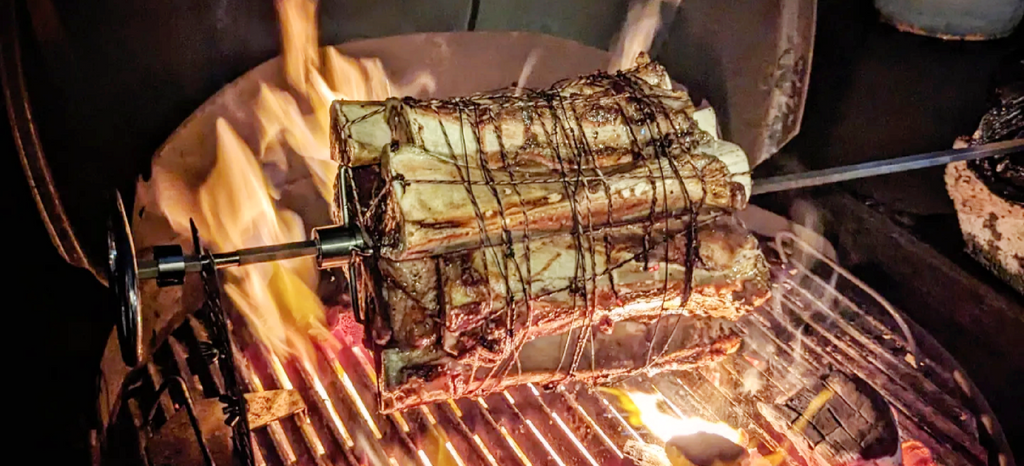 BBQ ROLLED RIB-EYE WITH BONE MARROW ARMOUR